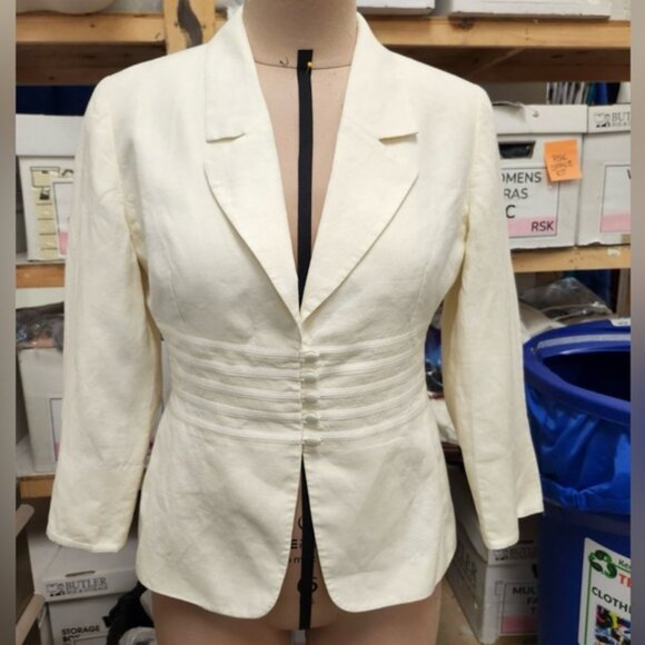 Beautiful Vintage Linen Fendi Backless Blazer - Picture 1 of 7